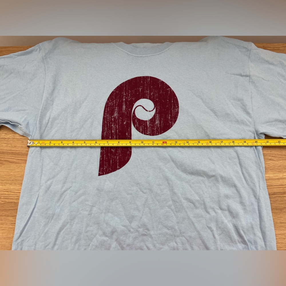 Philadelphia Phillies MLB Graphic T Shirt Mens Large Distressed Logo NWT - Picture 5 of 5
